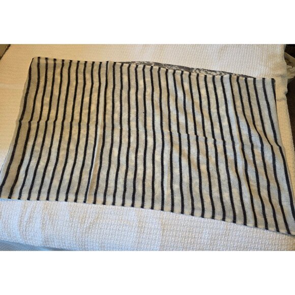 Gray & White Striped & Paisley Infinity Scarf Soft Lightweight Layering Piece - Picture 3 of 4